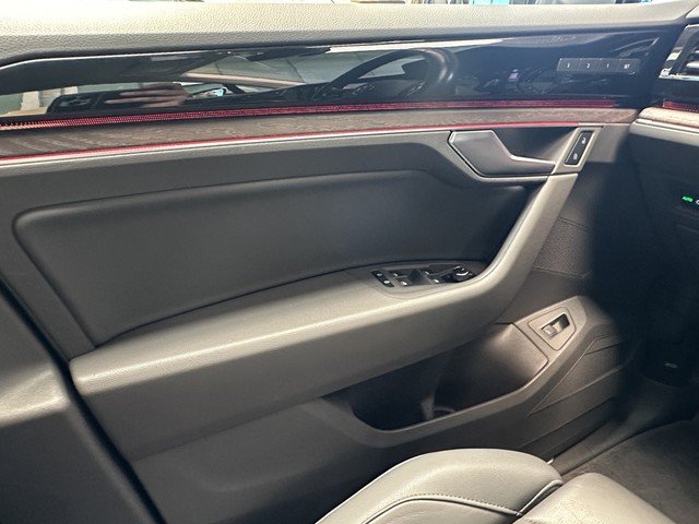 VW Touareg 3.0 TDI 4Motion Atmosphere *AHK*RFK*SZH* AHK LED Navi