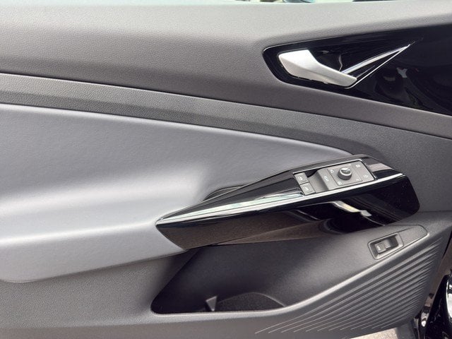 VW ID.4 Pure 52 kWh Energy Pure *LED*NAVI*RFK*ACC*