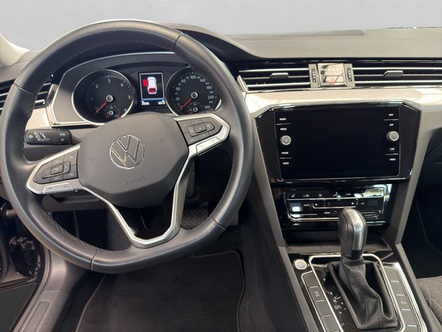 VW Passat Variant 2.0 TDI DSG Business *LED*NAVI* Navi