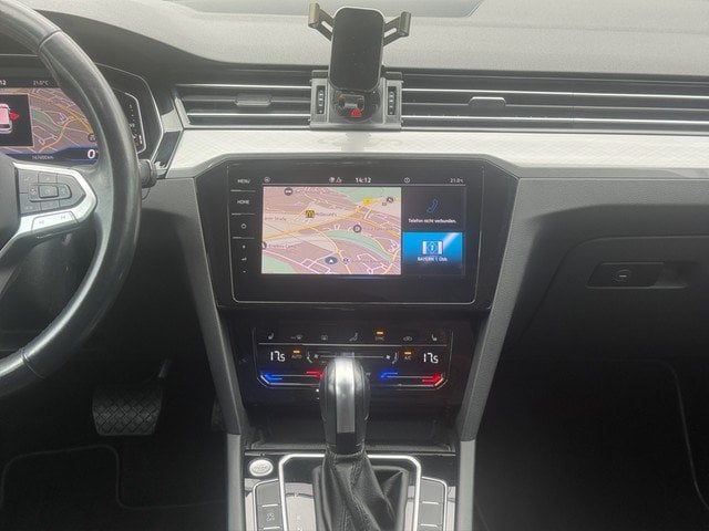 VW Passat Variant 2.0 TDI Business *AHK*NAVI*LED* Navi Kam.
