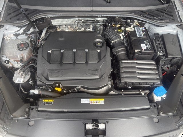 VW Passat Variant 2.0 TDI Business *AHK*NAVI*LED* Navi Kam.