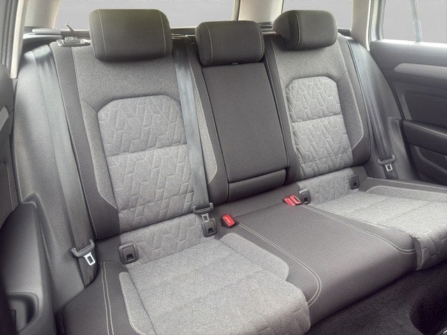 VW Passat Variant 2.0 TDI Business *AHK*NAVI*LED* Navi Kam.