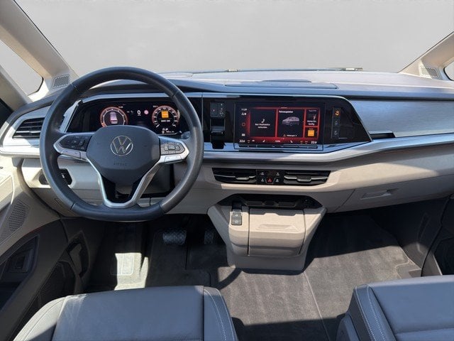 VW T7 Multivan 2.0 TSI DSG Edition *DCC*AHK*PANO* AUT MATRIX Virtual HUD Kam.
