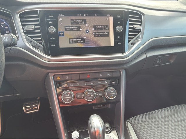 VW T-Roc Cabriolet 1.5 TSI DSG R-Line *LED*ACC*AHK* Virtual SpurW    Kam.