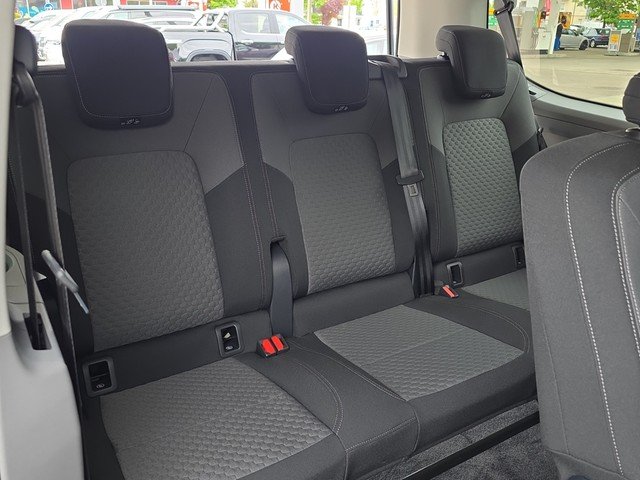 VW T7 e-Caravelle 160 kW *9-SITZER* NAVI*PRIVACY*SZH*