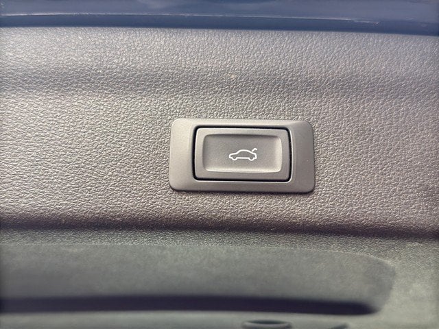 Audi A6 Avant 45 TDI quattro S tronic sport AHK*PANO AHK MATRIX