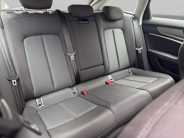 Audi A6 Avant 45 TDI quattro S tronic sport AHK*PANO AHK MATRIX