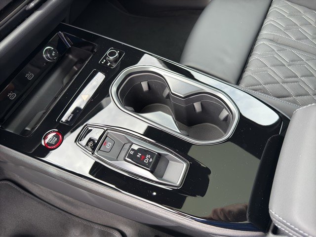Audi A6 Lim TDI quattro Tech+MMI Pro*Pano*Sportsitze+