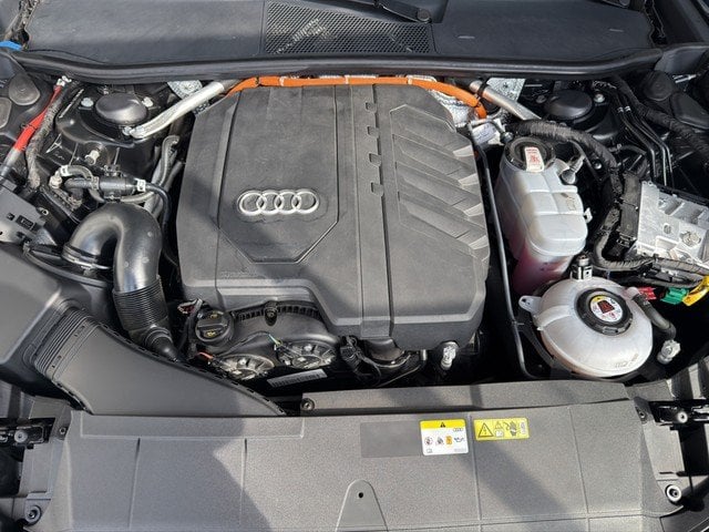 Audi A6 Avant 50 TFSI e quattro sport MATRIX*NAVI*SZH MATRIX