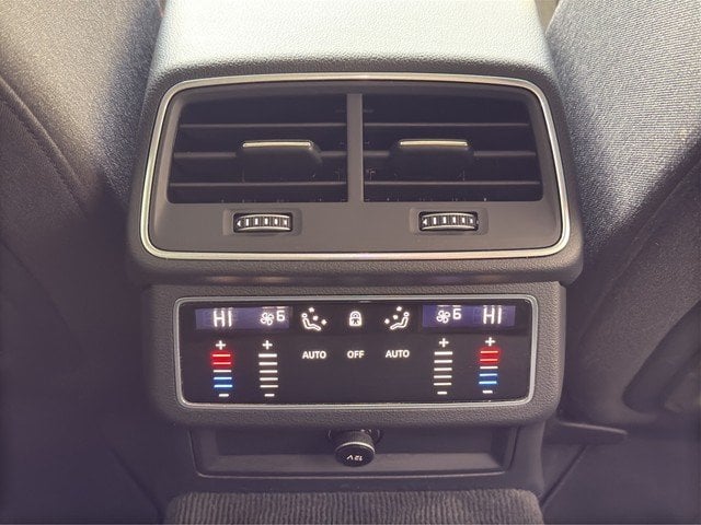 Audi A6 Avant 50 TFSI e quattro sport MATRIX*NAVI*SZH MATRIX