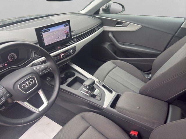 Audi A4 Lim. 35 TDI S tromic *NAVI*ACC*PDC*SZH*SOUND* PDC DynLicht SpurH