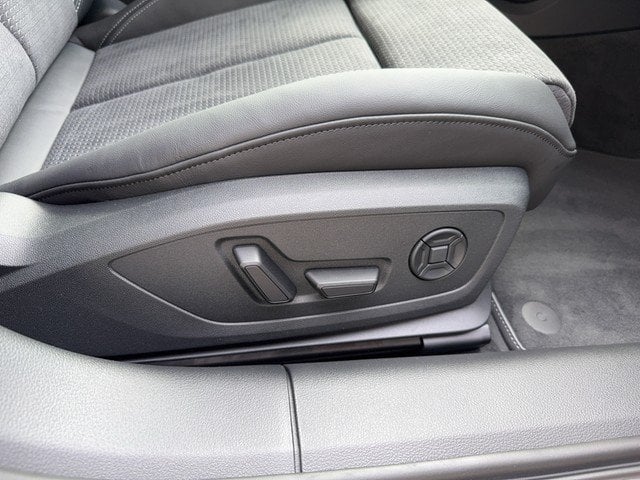 Audi A6 Avant 40 TDI quattro S tronic S line