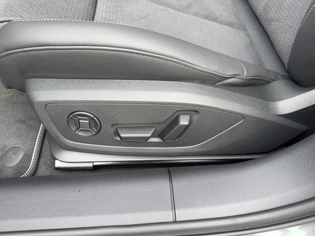 Audi A6 Avant 40 TDI quattro S tronic S line