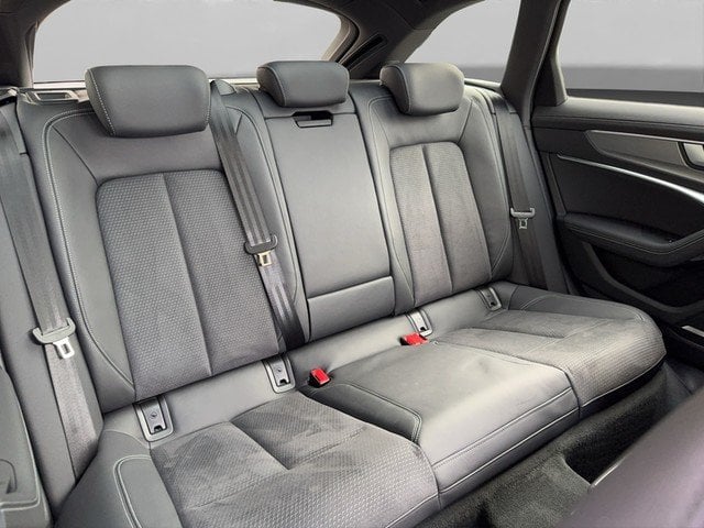 Audi A6 Avant 40 TDI quattro S tronic S line
