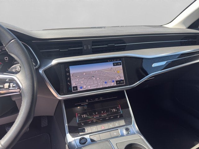Audi A6 Lim. 40 TDI sport *LED*AHK*SOUND*RFK*VIRTUAL* SpurH el.Heck LM Navi ACC