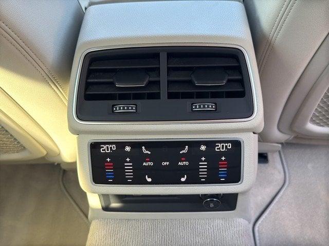Audi A6 Avant 50 TFSI e quattro design *PANO*LED*B&O* SpurH