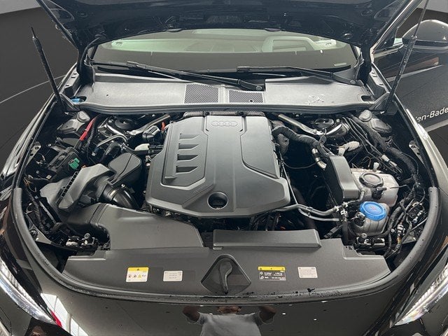 Audi A5 Avant e-hybrid quattro Tech+MMI Pro*Pano*