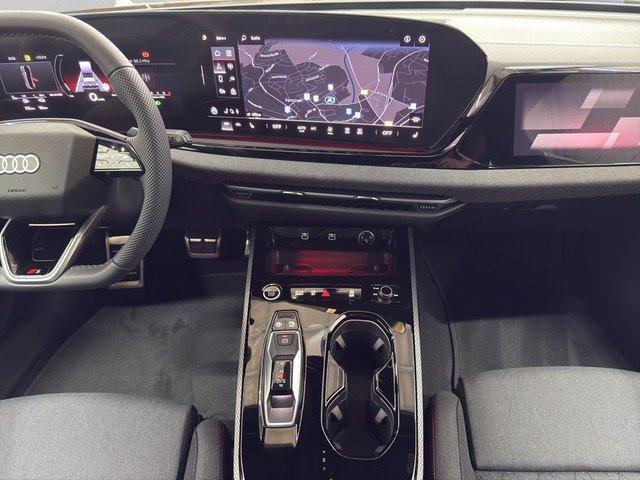 Audi A5 Avant e-hybrid quattro