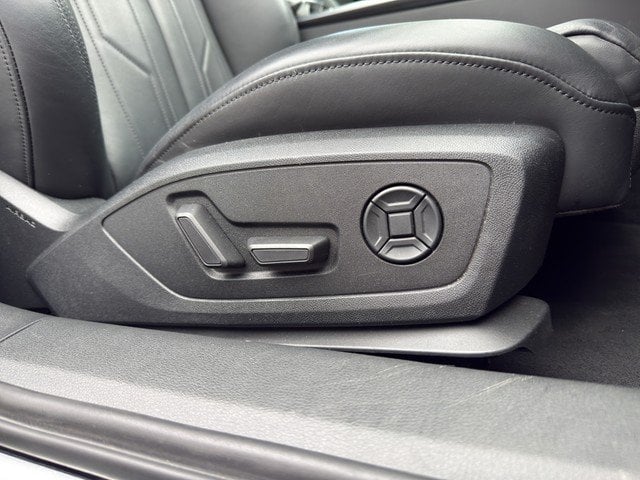 Audi A6 Avant 40 TDI sport *LED*RFK*ACC*SOUND*NAVI* SpurH el.Heck SportS.