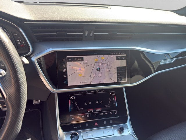 Audi A6 Lim. 50 TFSI e quattro sport *S line*Matrix* SpurH el.Heck
