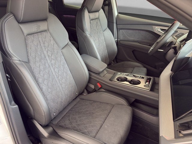 Audi Q4 SB e-tron quattro TechPr*AHK*HeadUp S line