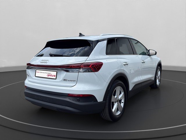Audi Q4 e-tron 40 *LED*PANO*RFK*ACC*VIRTUAL*SOUND*SH* SpurH AUT Standh. PDC