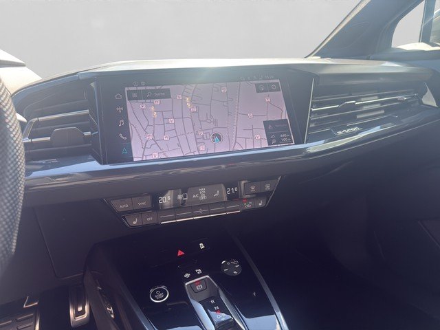 Audi Q4 e-tron 45 quattro *MATRIX*ACC*RFK*VIRTUAL*SZ* PDC ACC el.Heck