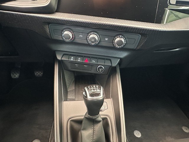 Audi A1 Sportback 30 TFSI *NAVI*PDC*VIRTUAL*LM-R&Auml;DER* SpurH PDC Virtual LM