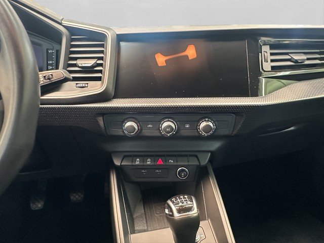 Audi A1 Sportback 30 TFSI *NAVI*PDC*VIRTUAL*LM-R&Auml;DER* SpurH PDC Virtual LM