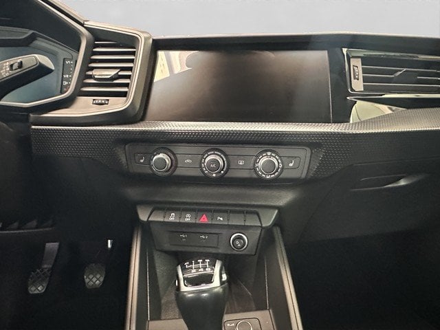 Audi A1 Sportback 30 TFSI *NAVI*PDC*SZH*VIRTUAL* SpurH PDC Virtual LM