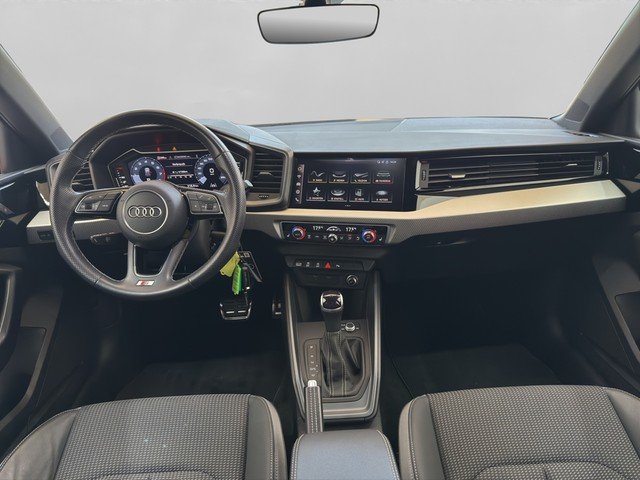 Audi A1 allstreet 35 TFSI S tronic *LED*GRA*PDC*SZH* PDC Leder SHZ SportS.