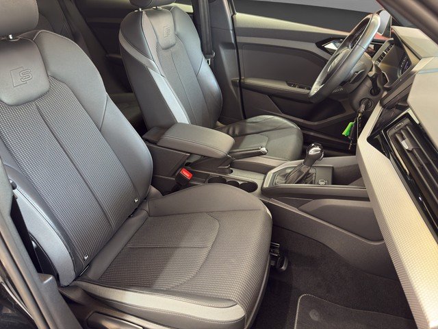 Audi A1 allstreet 35 TFSI S tronic *LED*GRA*PDC*SZH* PDC Leder SHZ SportS.