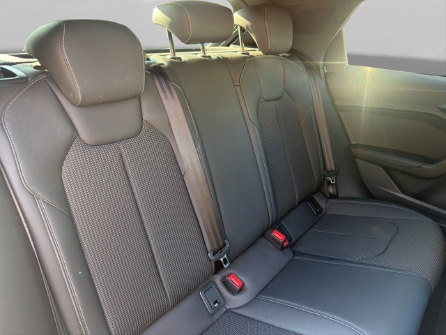 Audi A1 Sportback 30 TFSI S tronic *LED*RFK*PRIVACY* PDC SpurH Kam. Leder
