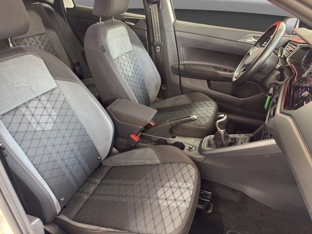 VW Polo 1.0 TSI R-Line *MATRIX*RFK*VITRUAL*SZH*RFK* Virtual KlimaA