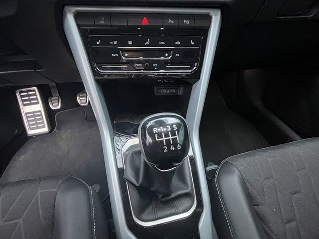 VW T-Roc 1.0 TSI Goal *LED*ACC*NAVI*VIRTUAL*SZH*