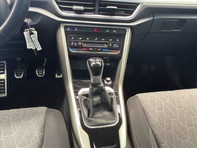 VW T-Roc 2.0 TDI Move*FAHRSCHULFAHRZEUG Virtual PDC DynLicht