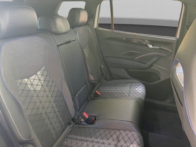 VW Tayron 2.0 TDI 4MOTION DSG R-Line *AHK*PANO*HUD*