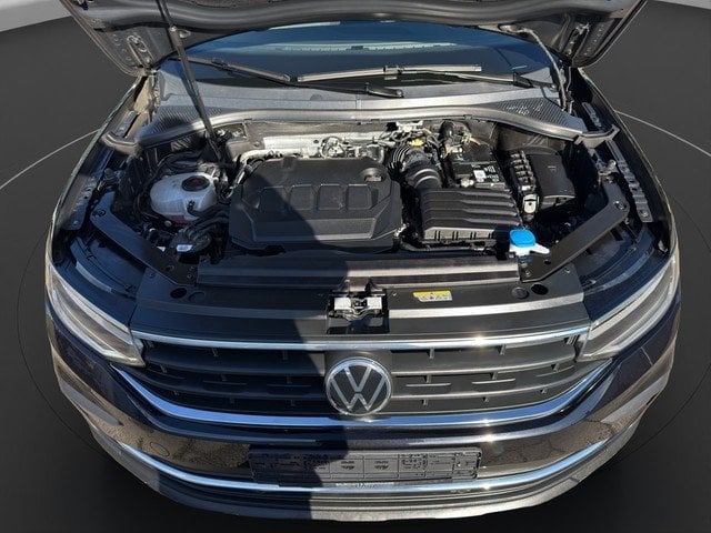 VW Tiguan 2.0 TDI DSG 4Motion Life AHK*NAVILED*SZH AHK LED Navi
