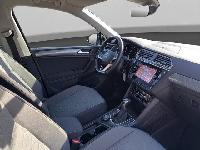 VW Tiguan 2.0 TDI DSG 4Motion Life AHK*NAVILED*SZH AHK LED Navi
