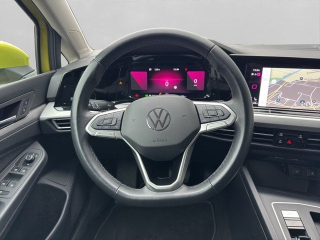 VW Golf VIII 2.0 TDI DSG Life*FAHRSCHULFAHRZEUG AHK Navi Kam. SHZ Virtual