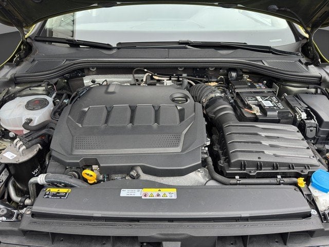 VW Golf VIII 2.0 TDI DSG Life*FAHRSCHULFAHRZEUG AHK Navi Kam. SHZ Virtual