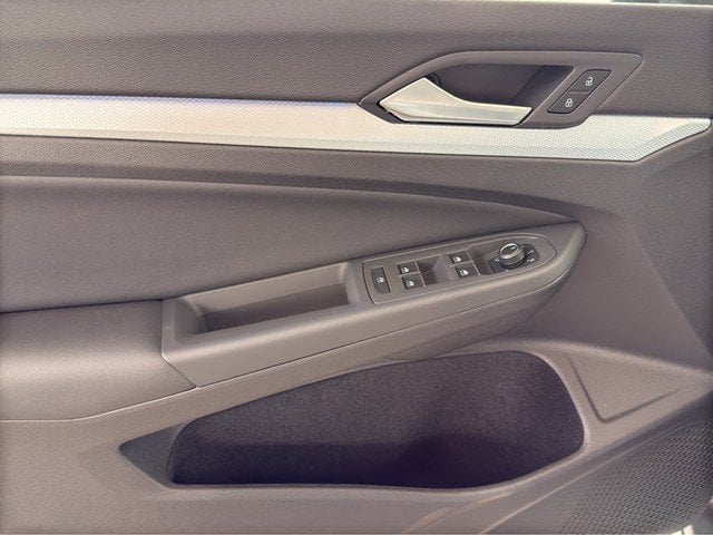 VW Golf VIII 1.5 eTSI DSG Energy Life