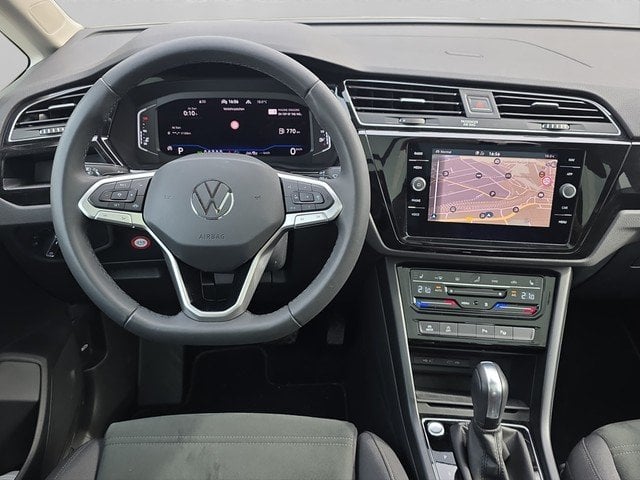 VW Touran 1.5 TSI DSG Highline *7-SITZER*PANO*STHZ*