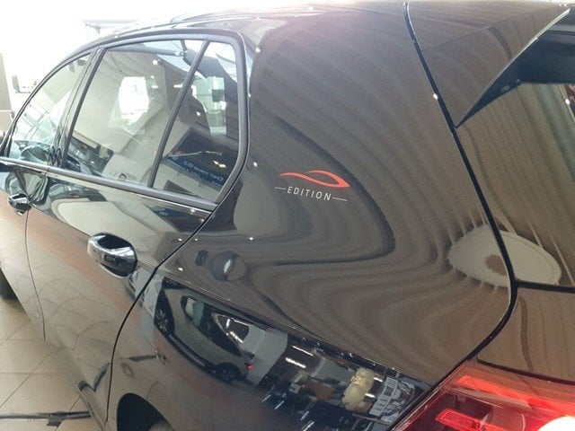 VW Golf VIII Lim. Life *LED*NAVI*SHZ* Navi SHZ PDC LM