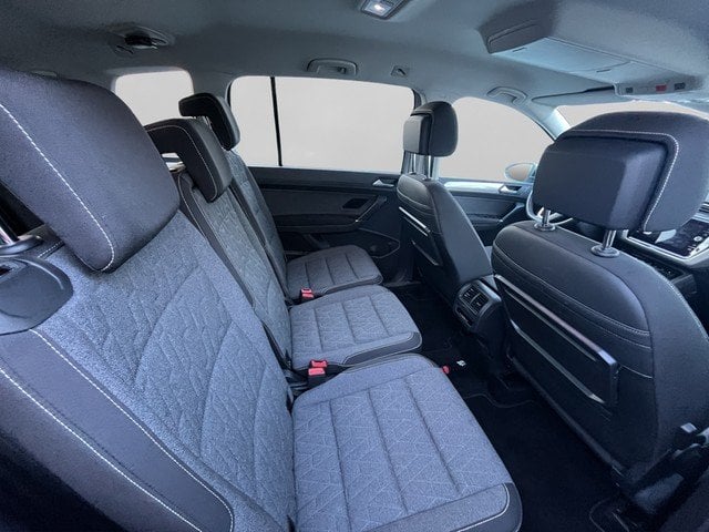 VW Touran 1.5TSI DSG Move *7-SITZER*AHK*NAVI*RFK*