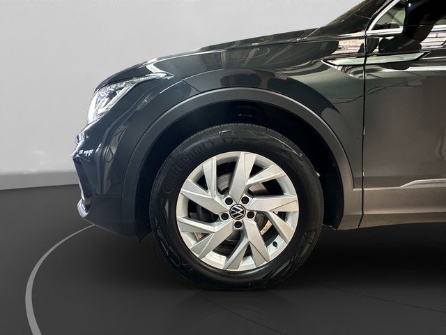 VW Tiguan 4Motion Elegance *MATRIX*NAVI*SHZ*ACC* PDC  LM