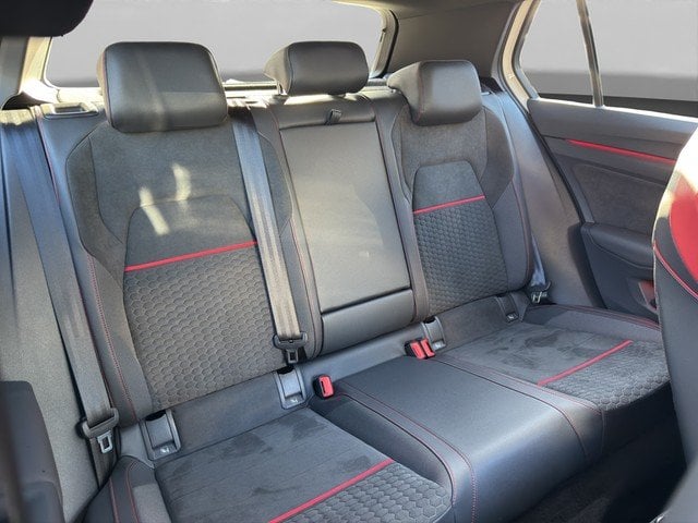 VW Golf VIII GTI 2.0 TSI DSG Clubsport *LED*NAVI* Navi PDC Kam. SHZ