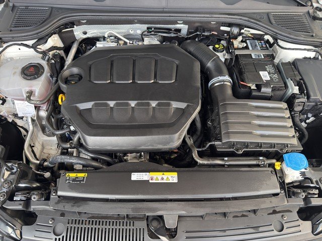 VW Golf VIII GTI 2.0 TSI DSG Clubsport *LED*NAVI* Navi PDC Kam. SHZ