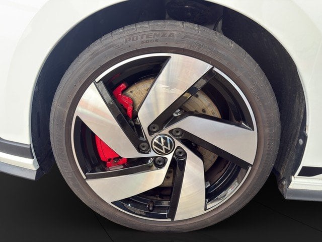 VW Golf VIII GTI 2.0 TSI DSG Clubsport *LED*NAVI* Navi PDC Kam. SHZ