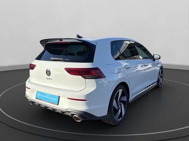 VW Golf VIII GTI 2.0 TSI DSG Clubsport *LED*NAVI* Navi PDC Kam. SHZ